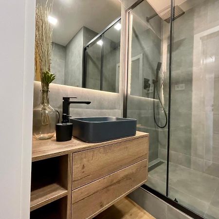 Luxusni Nove Zrekonstruovany Apartman 2Kk - 47M2 - Ostrava Centrum Екстериор снимка